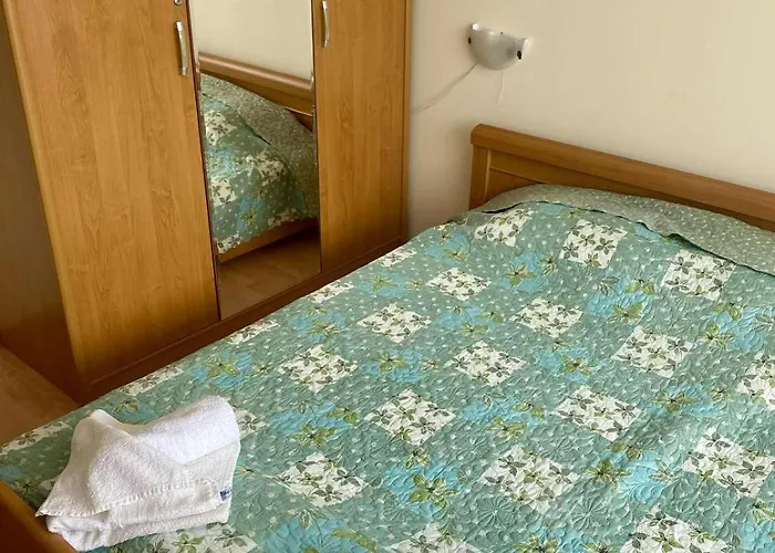 Peaceful, Floor, 2 Bedroom Apartamento *