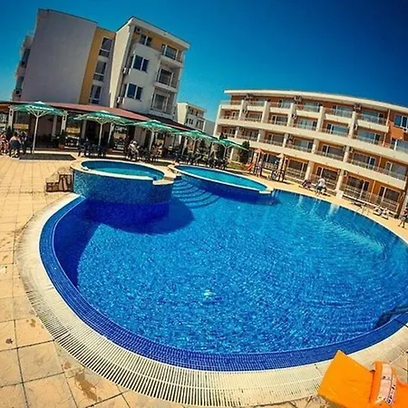 Апартамент Peaceful, Floor, 2 Bedroom Слънчев бряг